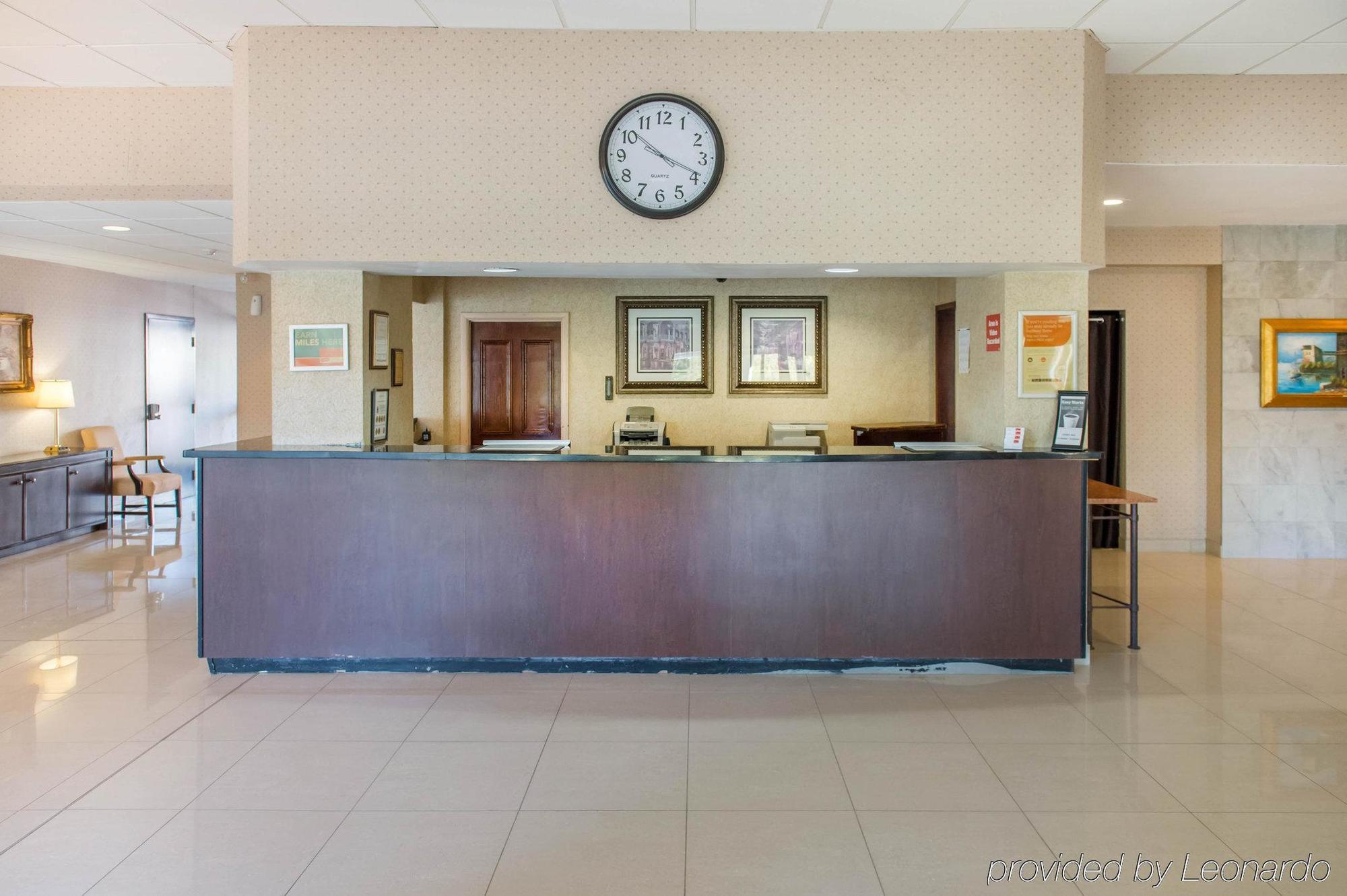 Econo Lodge Smiths Falls Exterior foto
