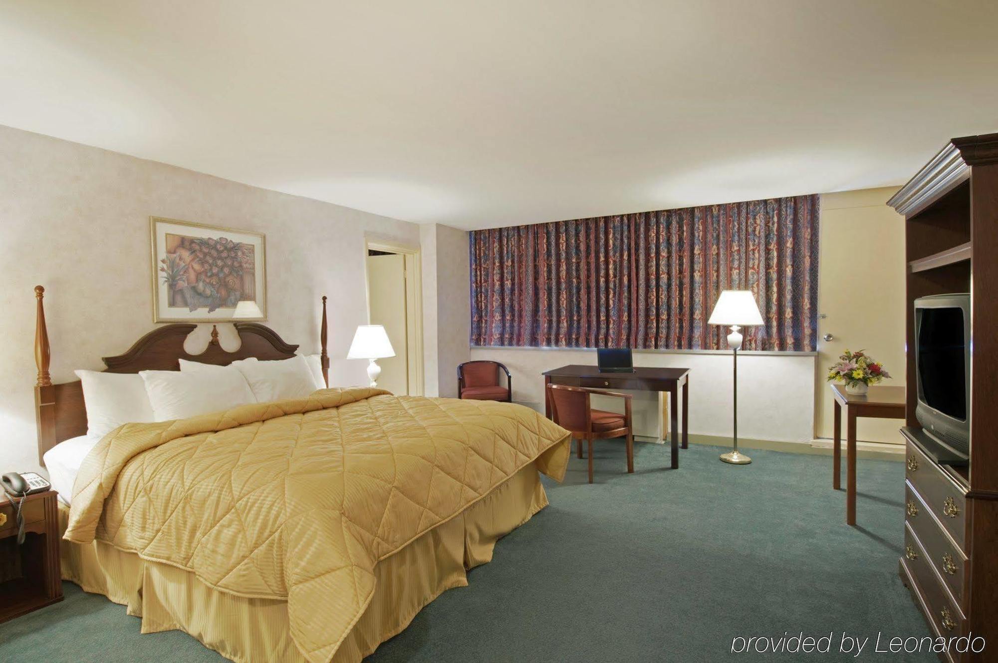 Econo Lodge Smiths Falls Zimmer foto